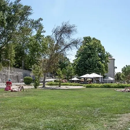 Oda ve Kahvaltı By The Sea Organ